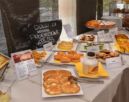 foto del tavolo colazioni al Modena Resort